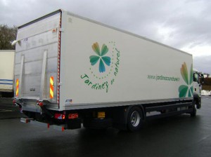 Porteur Fourgon+Hayon à plaquer