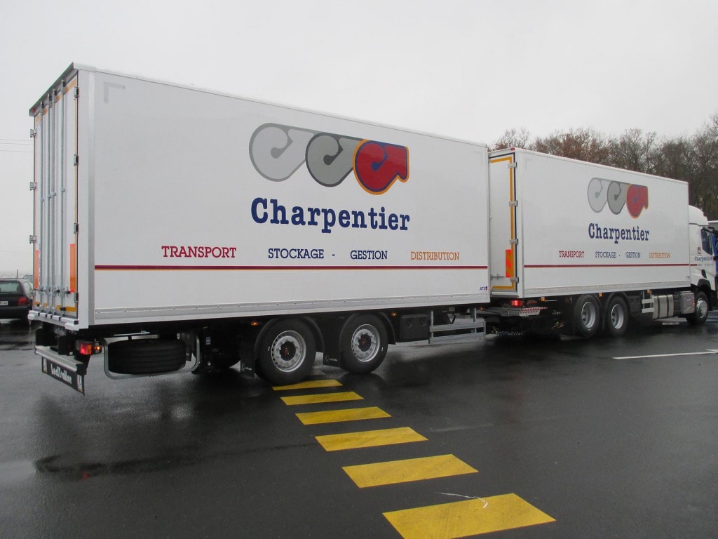 Ensemble porteur + remorque fourgon - ATS